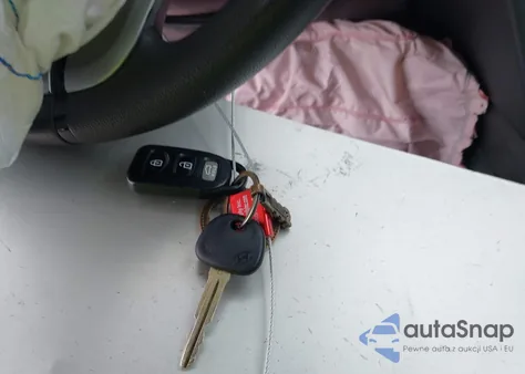 2019 Hyundai Elantra Sel из США, поврежденный, VIN 5NPD84LF6KH415640